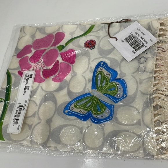Coach Scarf Silk Signature Embroidered Floral Oblong MSRP $198-NWT - Picture 7 of 7
